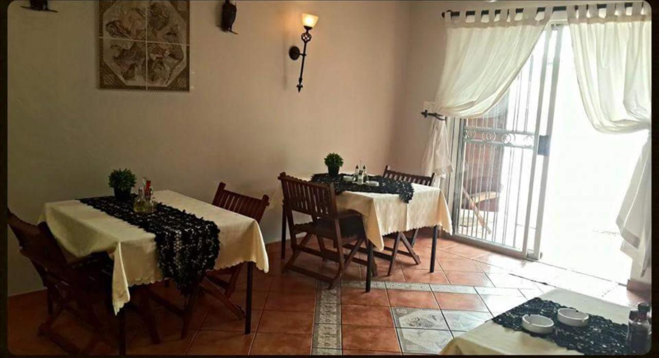 Lani'S Guest House - No Loadshedding Musina Exteriör bild