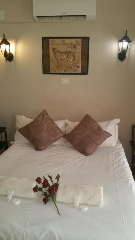 Lani'S Guest House - No Loadshedding Musina Exteriör bild