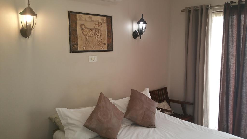 Lani'S Guest House - No Loadshedding Musina Exteriör bild