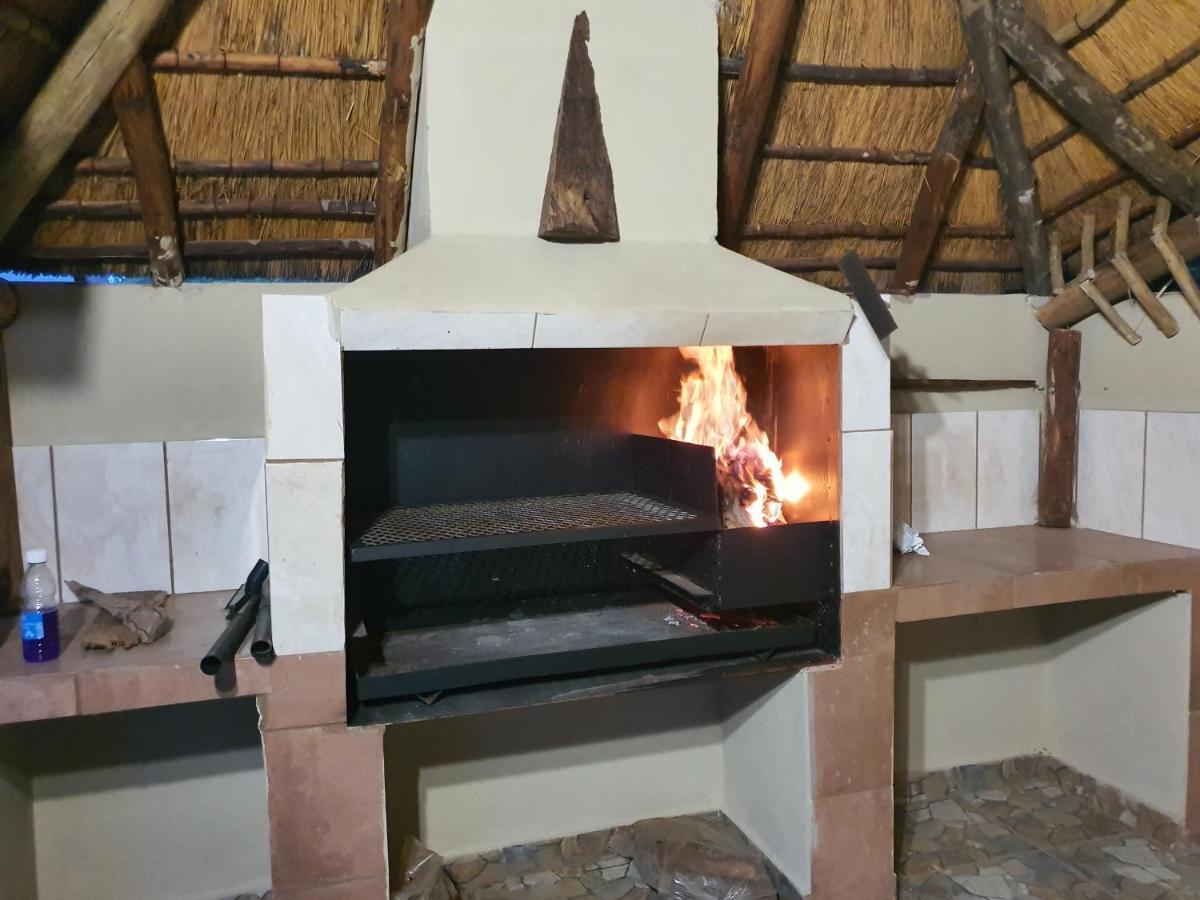 Lani'S Guest House - No Loadshedding Musina Exteriör bild